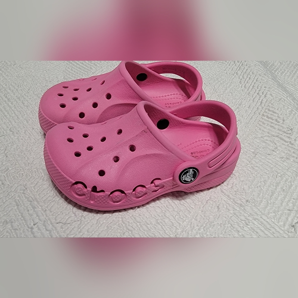 TODDLER GIRL PINK CROCS SIZE 9T